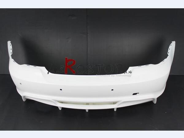 BMW E82 E88 RIEGER 1M STYLE REAR BUMPER