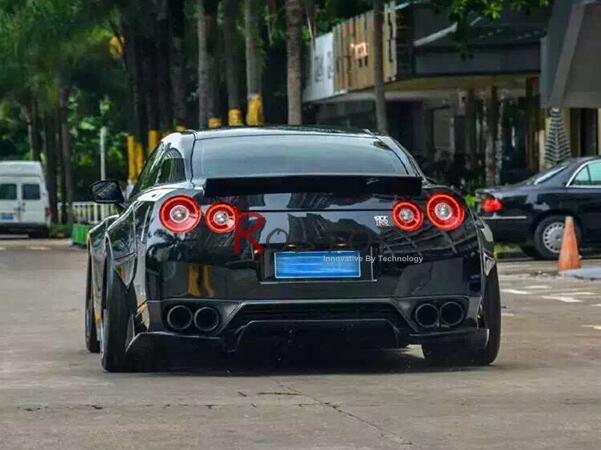 R35 GTR LB PERFORMANCE TRUNK WING