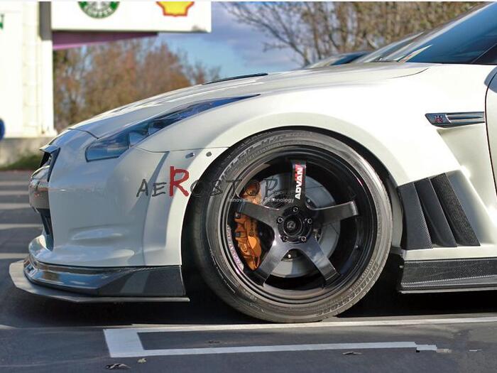 2008-2011 R35 GTR VARIS STYLE FRONT FENDER WITH LOUVER FINS & BUMPER EXTENSIONS