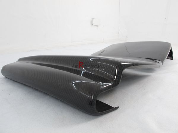 UNIVERSAL VARIS SIDE DIFFUSER