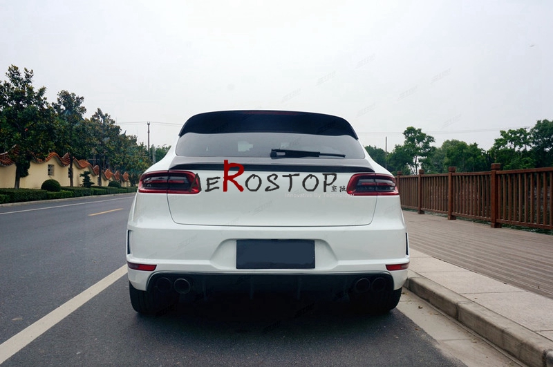 14- MACAN GSC STYLE HATCH WING